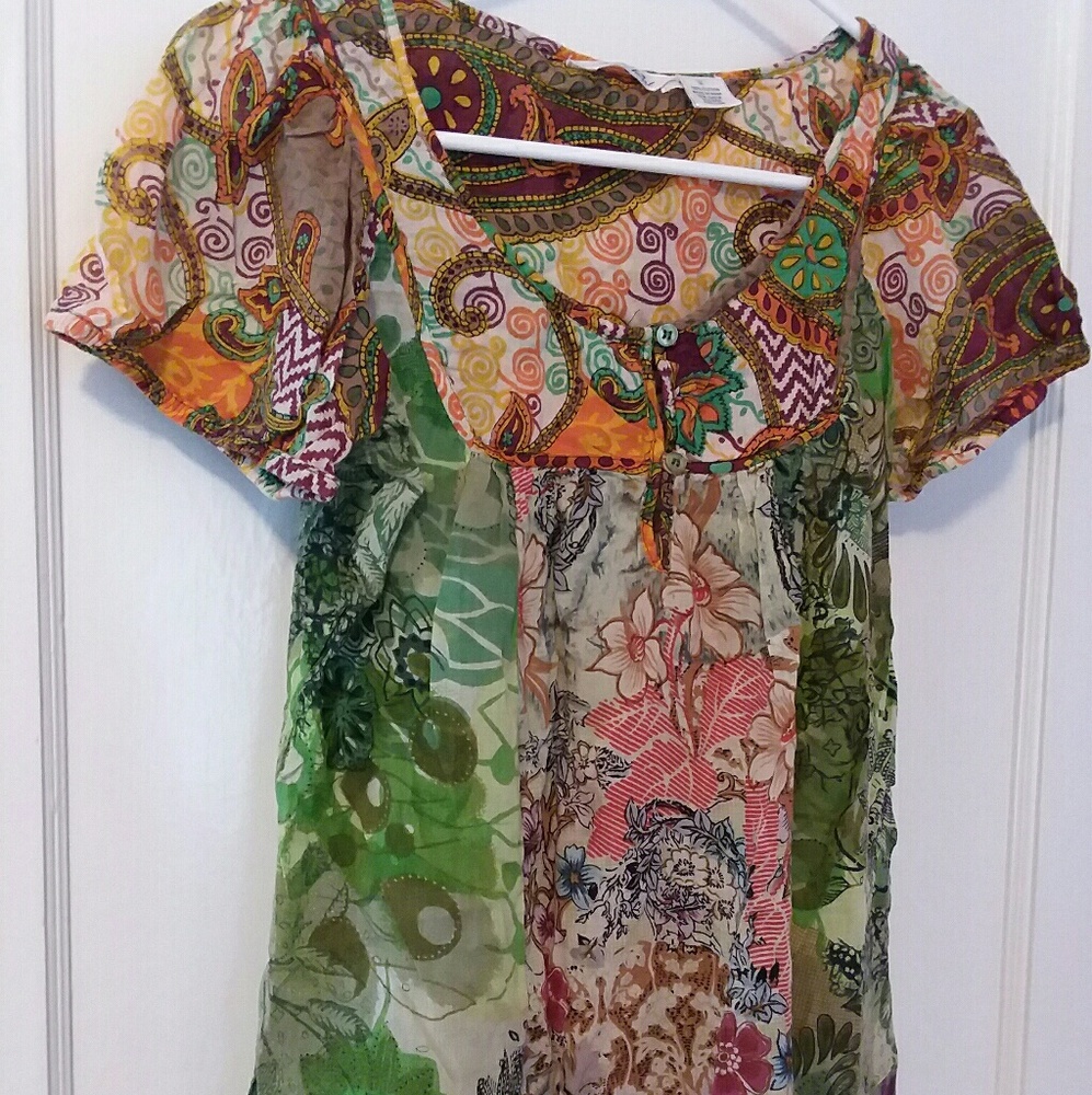 Short sleeve top